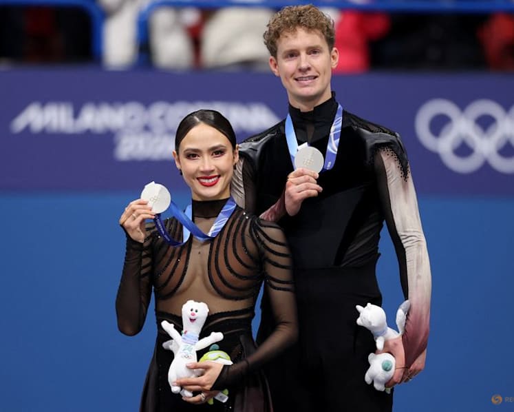 Figure skating-France duo Fournier Beaudry and Cizeron capture Olympic ice dance gold