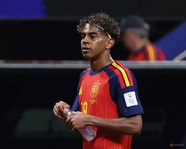 Spain must be patient, says Yamal as he continues to manage return from injury