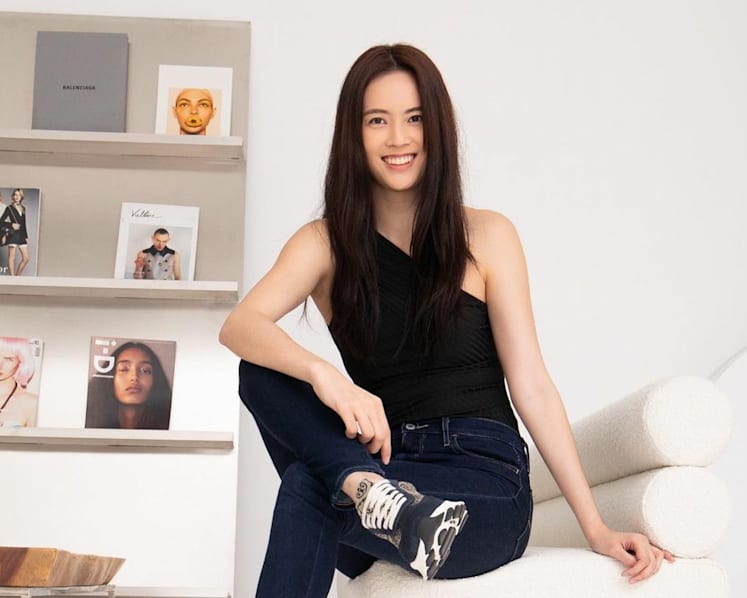 Tay Ying is now a Mediacorp artiste, joining celebrity parents Hong Huifang and Zheng Geping 