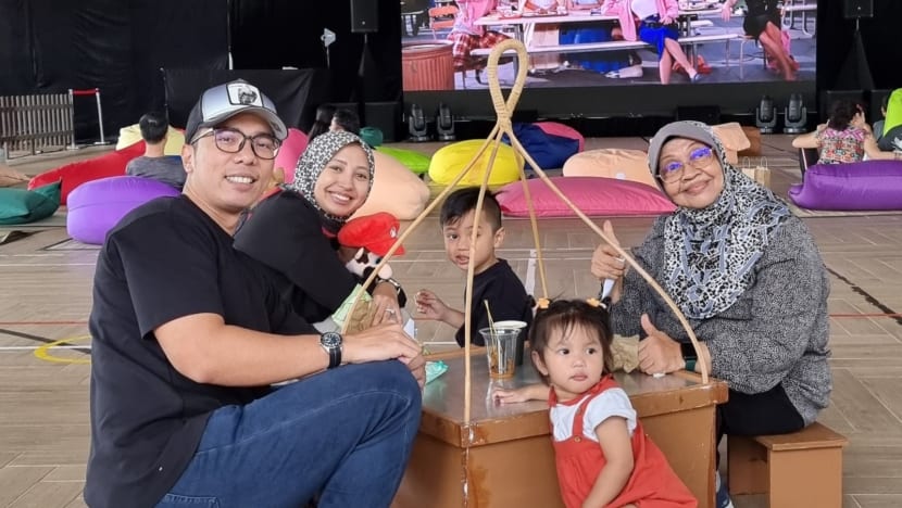 Acara 'Timeless Classics' di WGS tarik 500 pengunjung, gamit kenangan zaman 70-an & raikan kemajuan negara sempena SG60 Acara 'Timeless Classics' di WGS tarik 500 pengunjung, gamit kenangan zaman 70-an & raikan kemajuan negara sempena SG60