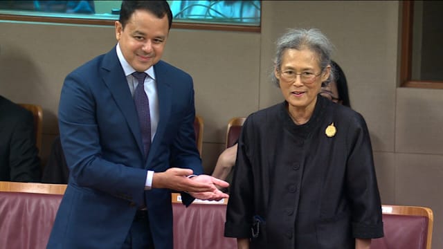 泰国公主诗琳通访问我国 率代表团参观国会