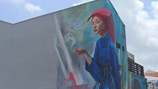 牛车水红头巾吸烟壁画风波 受访民众多数认为无不妥