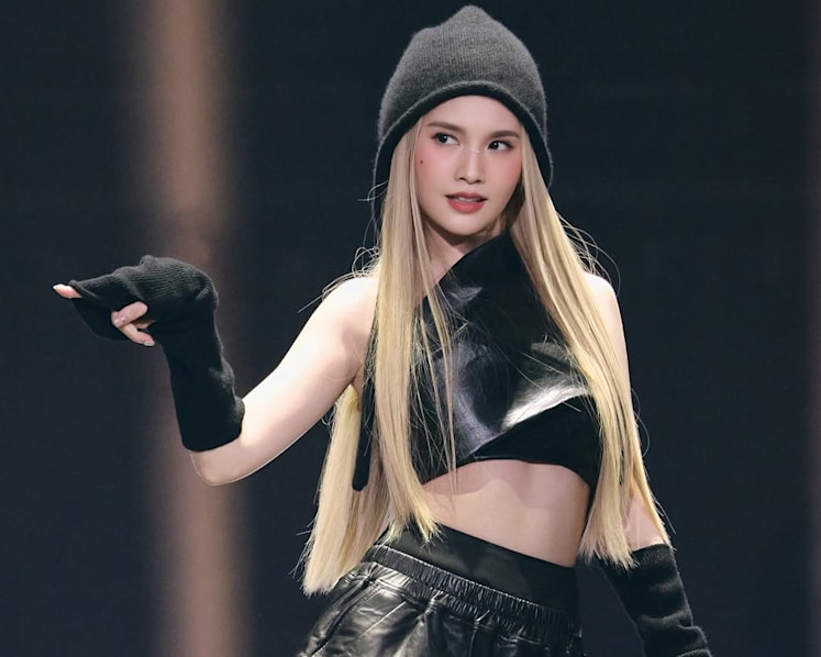 Rainie Yang fans left disgruntled after Taiwanese singer cancels Singapore concert second time in a row