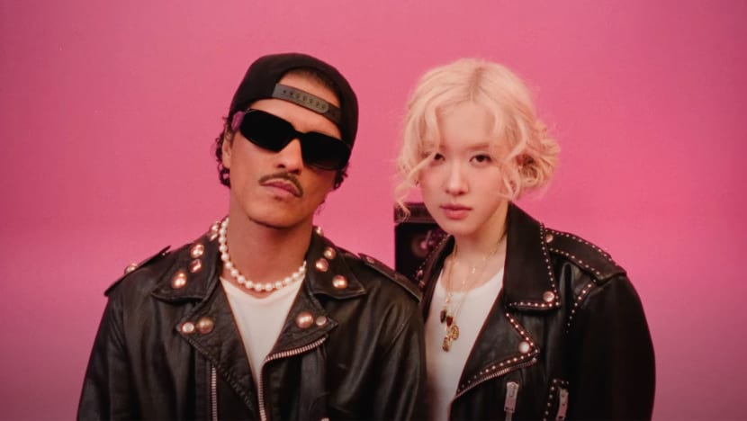 mewatch To Livestream 2024 MAMA Awards On Nov 22-23 For Free; Performers Include Rosé, Bruno Mars, G-Dragon mewatch To Livestream 2024 MAMA Awards On Nov 22-23 For Free; Performers Include Rosé, Bruno Mars, G-Dragon