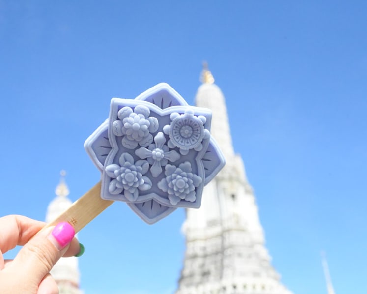 Ice cream shaped like tiles at Thailand's famous Temple of Dawn captures imagination
