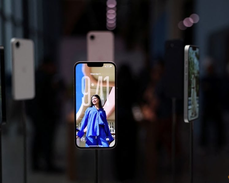 Apple sets Sept. 9 date for next iPhone launch event