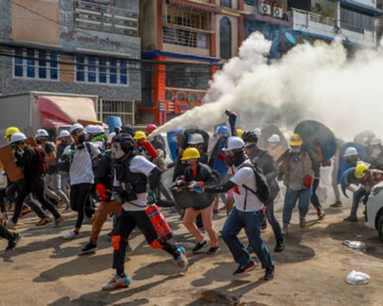 Escalating violence ups pressure for Myanmar action