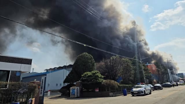韩国大田汽车零件工厂火灾 至少50人受伤