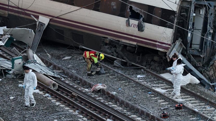 Spain train disaster probe suggests track was cracked
