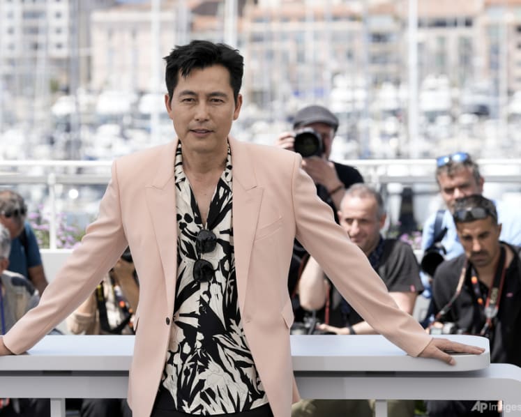 South Korean actor Jung Woo-sung reportedly registers marriage with girlfriend