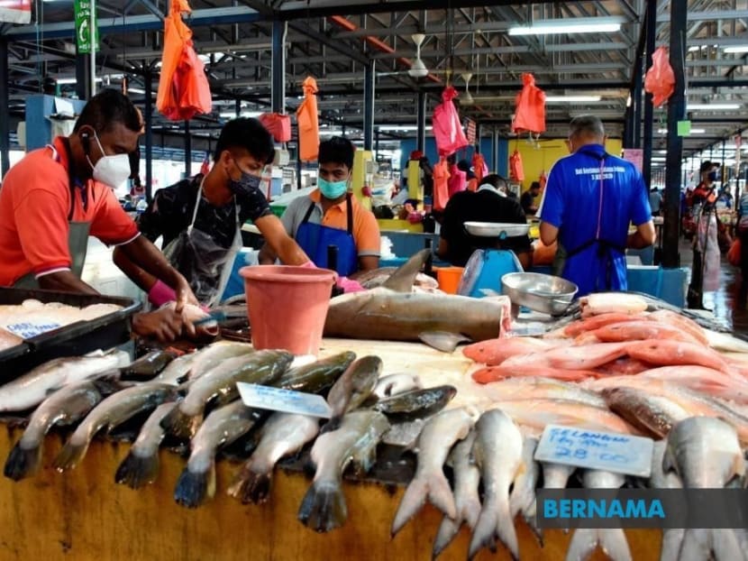 CNA Explains: What's behind rising fish prices in Malaysia?
