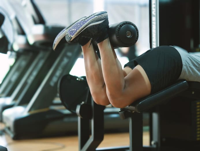 How weak glutes lead to knee and lower back pain – and exercises to ...