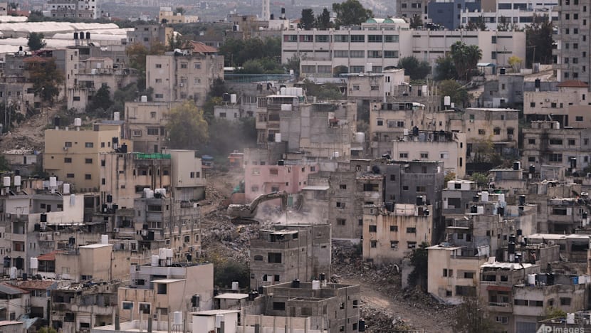 Israeli Forces Raid Birzeit University in West Bank, Wounding Several Palestinians Amid Escalating Tensions