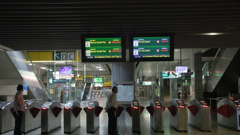 Cut in power cable insulation, rusted circuit breaker caused Oct 14 MRT breakdown: Ong Ye Kung