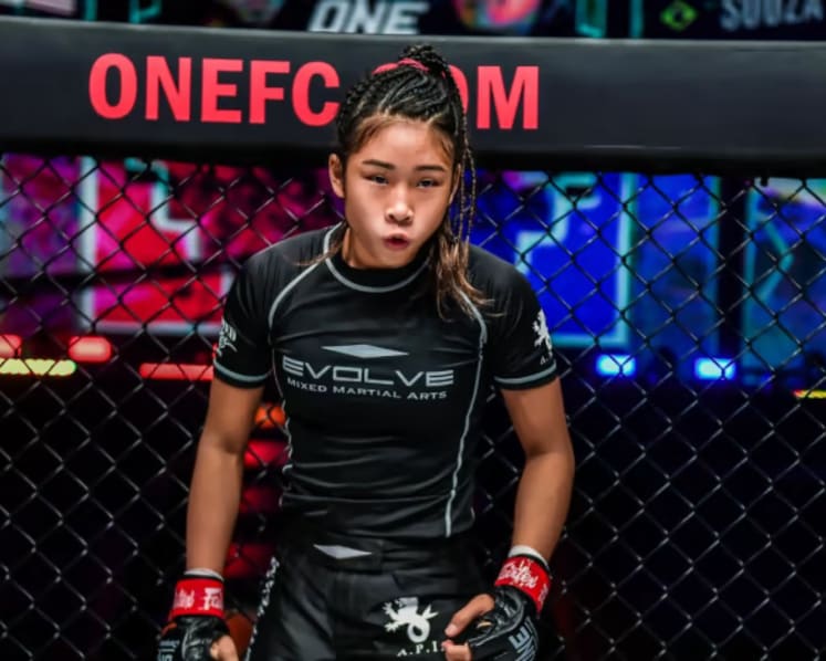 MMA fighter Victoria Lee dies at 18