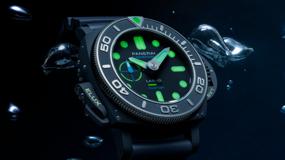 Luminous watch 2025