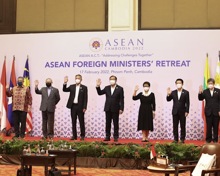 ASEAN to continue taking 'principled position' on Myanmar, but the issue will not hijack the agenda: Vivian Balakrishnan