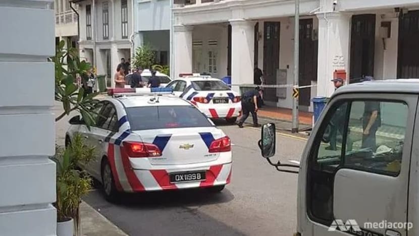 Man who allegedly took upskirt videos at MRT station dies after being detained by members of public