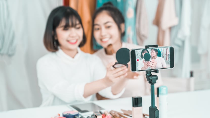 Remaja di bawah 16 tahun dilarang livestreaming di Instagram