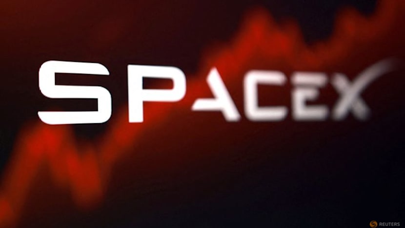 SpaceX leveraged fund providers hit by day-one launch setback, sources say