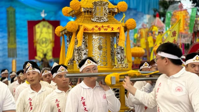 【相册】龙南殿九皇爷诞掀序幕 场面热闹壮观
