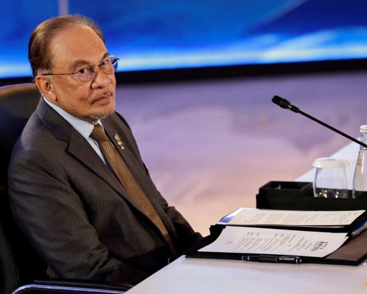 Malaysia PM Anwar undergoing medical procedures