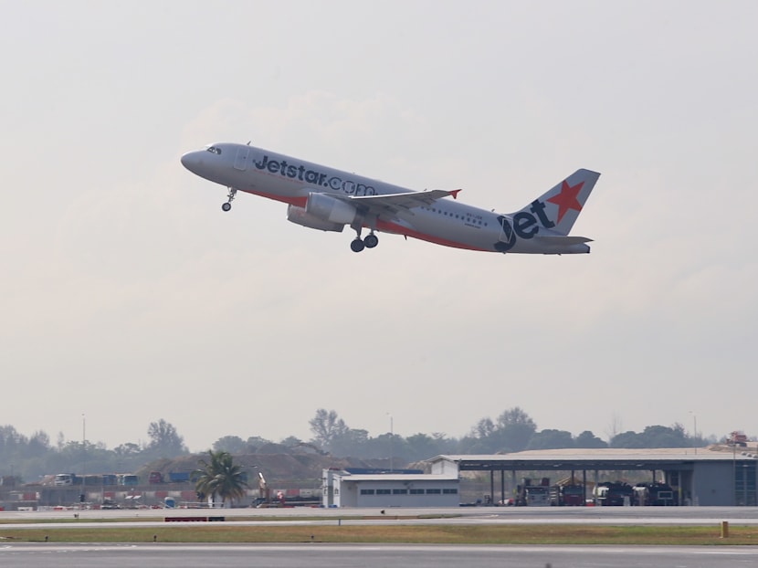 Covid-19 crisis: Jetstar should let passengers rebook flights at no cost