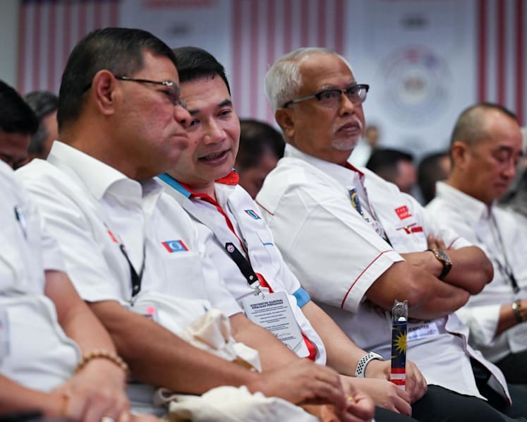 PKR polls: Saifuddin concedes fight for No 2 spot in Malaysian opposition party, congratulates Rafizi 