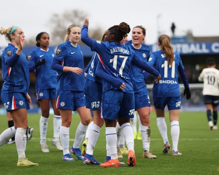 Man City stay top of WSL, Chelsea keep pressure on
