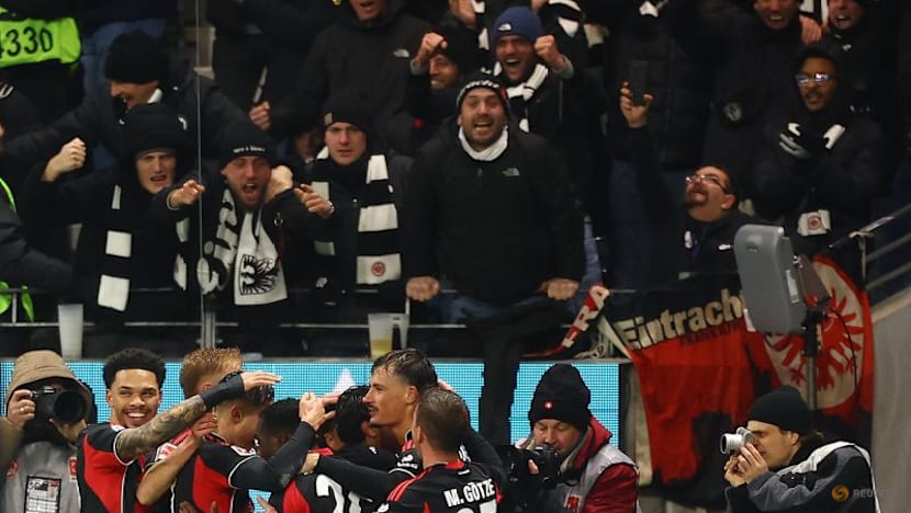 Dortmund twice waste lead but grab last-gasp equaliser for 3-3 draw at Frankfurt