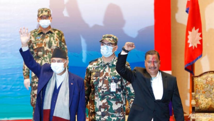 Government, rebels formally sign peace agreement in Nepal
