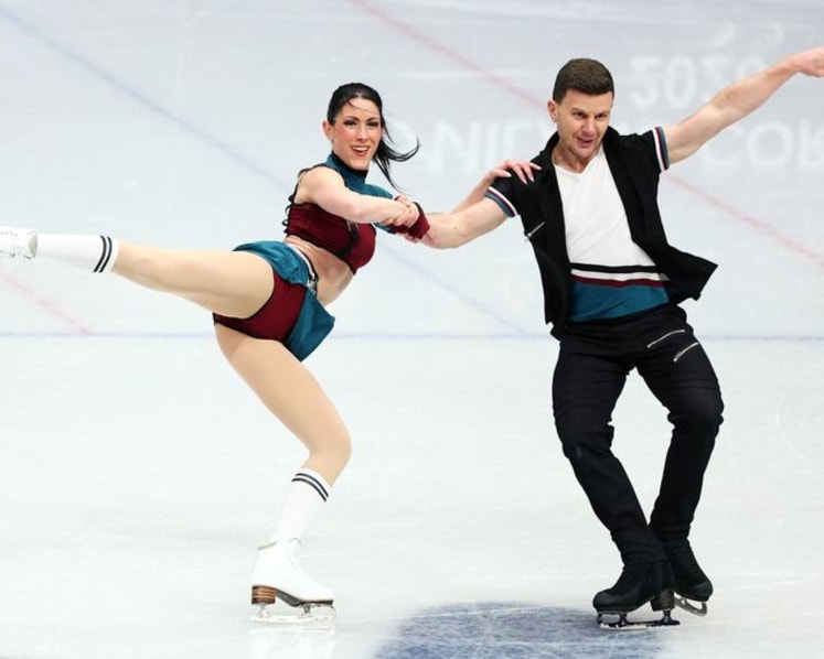 Figure skating-Team event to set tone as skating powers balance risk and reward