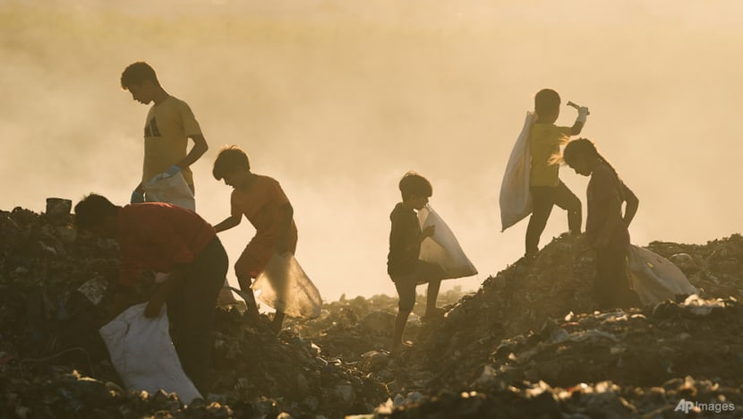 Israel issues 'last' warning for Gaza City residents to flee