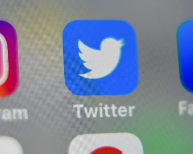Commentary: Social media is the new battlefield in Ukraine war
