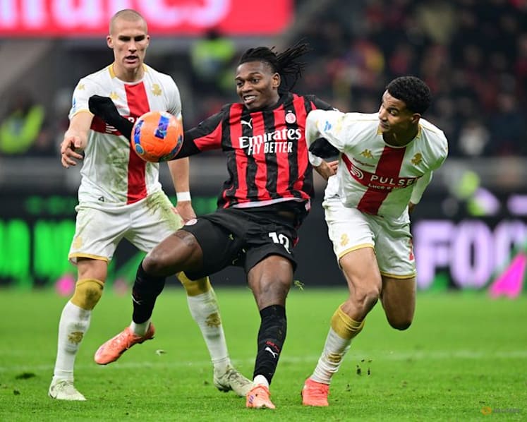 Milan salvage unbeaten run in dramatic draw with Genoa