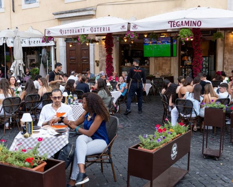 Italian fans look to global icons and underdogs to cure World Cup blues