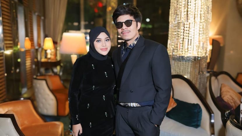 'Kok, jahat banget?': Aurel takut anak lihat jejak digital isu cerai dan Atta nikah siri 