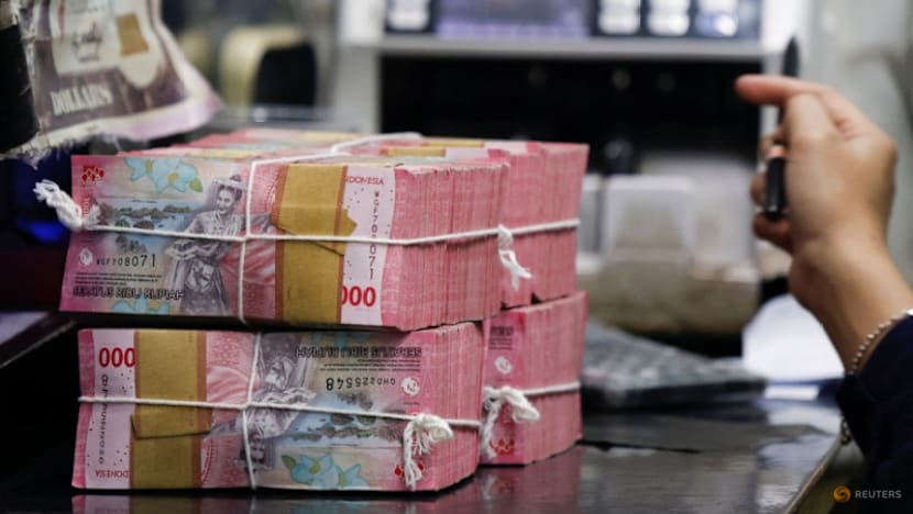 Why is the Indonesian rupiah falling, and could confidence be cracking?
