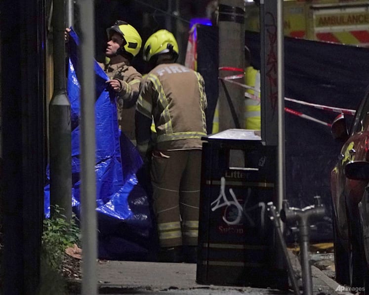 4 children die after intense fire rips through London home  