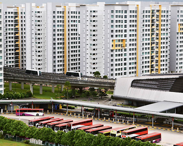Bigger-scale trials on electric, hybrid buses to be held in next few years