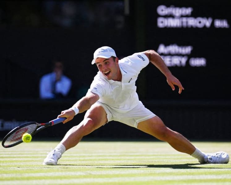 Fery marches on as Britain's unlikely Wimbledon standard-bearer