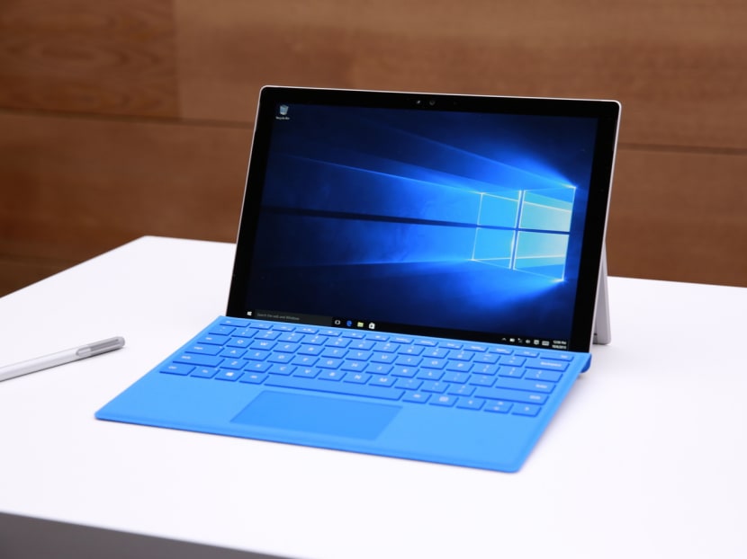 Best hybrid PC still requires compromises Best hybrid PC still requires compromises