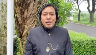 'Cuma dikasih pelat': Komeng blak-blakan soal tidak dapat fasilitas mobil dinas