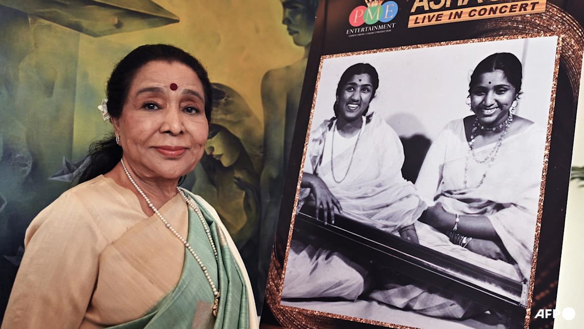 Legendary Indian singer Asha Bhosle dies aged 92