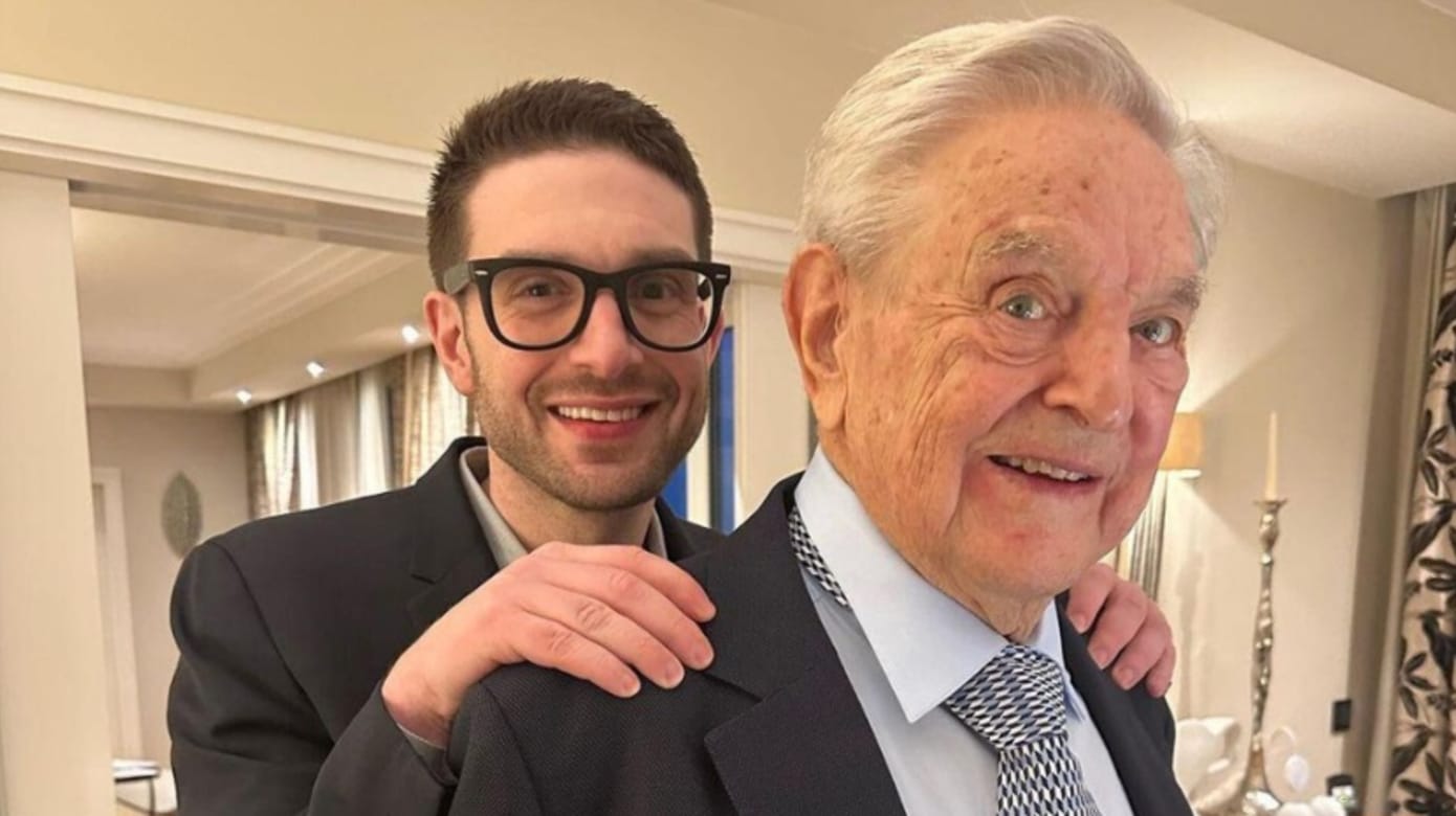 250亿美元帝国易主！“金融巨鳄” 索罗斯把控制权交次子- 8world