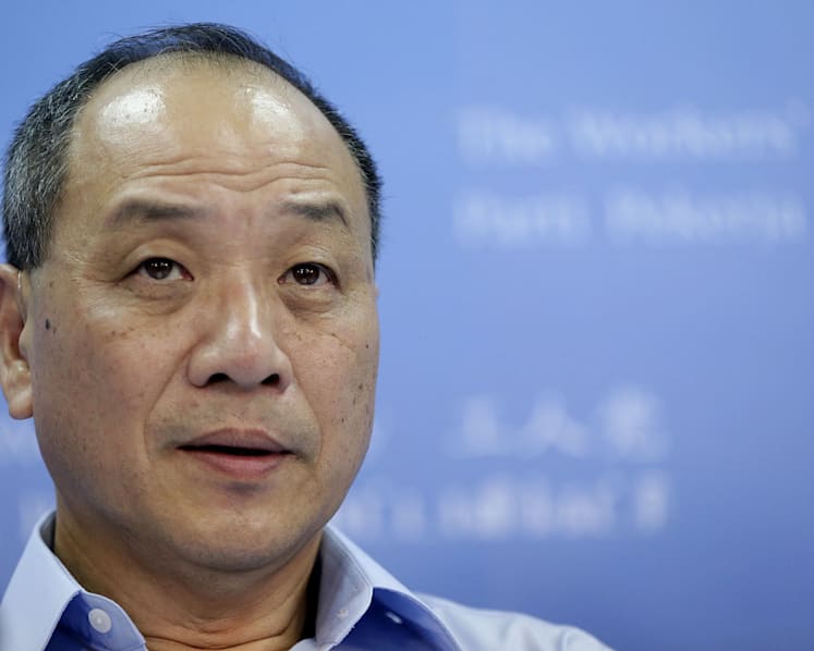 Low urges support for ‘alternative voice’