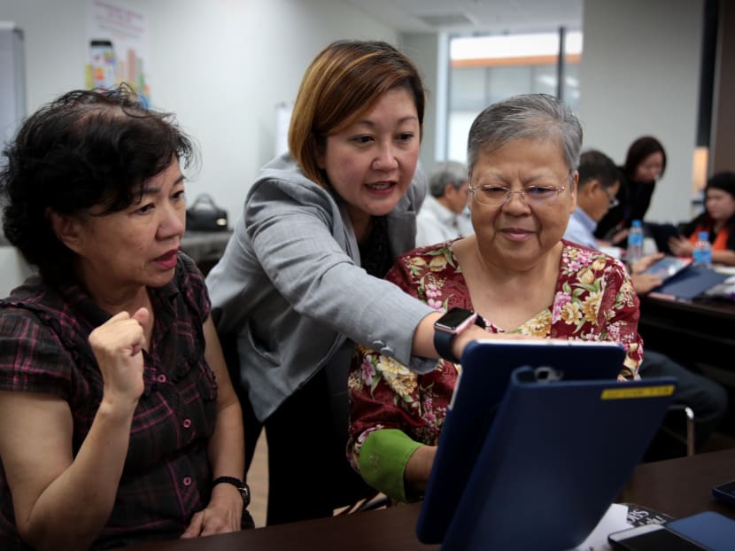 Participants learn how to use the Carousell app at a course by NYP-SIRS at the official launch of the SkillsFuture for Digital Workplaces programme. Photo: Jason Quah/TODAY Participants learn how to use the Carousell app at a course by NYP-SIRS at the official launch of the SkillsFuture for Digital Workplaces programme. Photo: Jason Quah/TODAY
