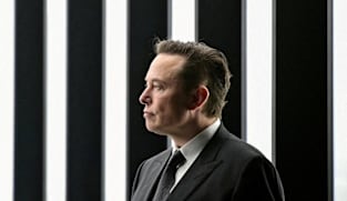 Musk could leave Tesla if $1 trillion pay plan is rejected, chair warns