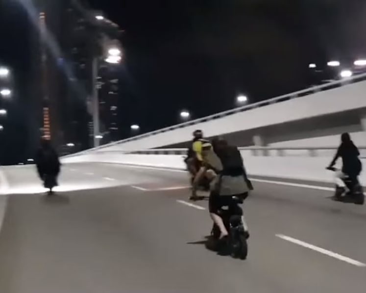 10 youths arrested for suspected involvement in case of dangerous riding on PMDs, PABs along Sheares Avenue