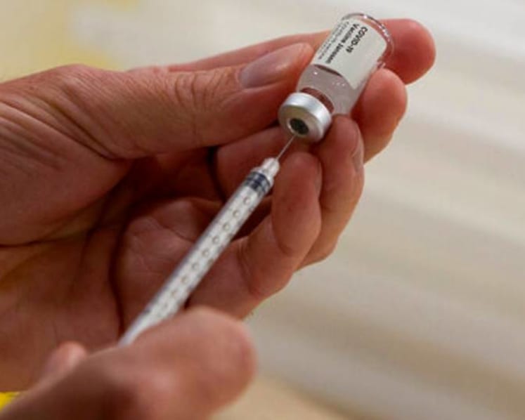 Mexico to use US vaccine gift mainly on border, at resorts